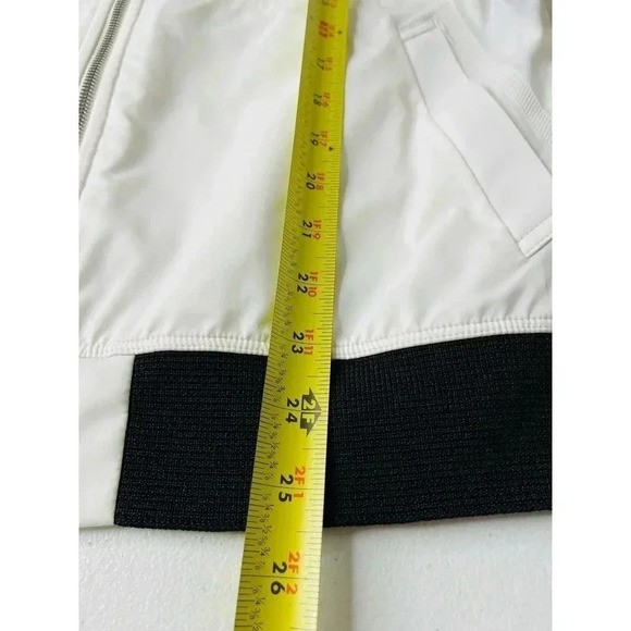 EFM  Engineered For Motion bomber jacket size M White - Picture 8 of 11